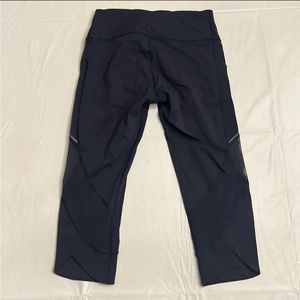 Lululemon navy blue cropped leggings